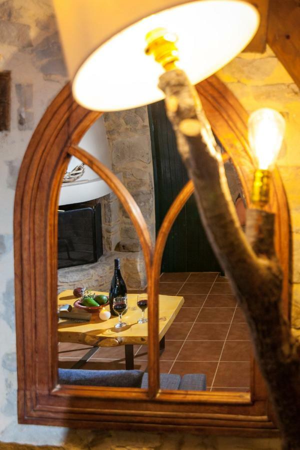 Aristidis'S Plouti Moires Pension Buitenkant foto